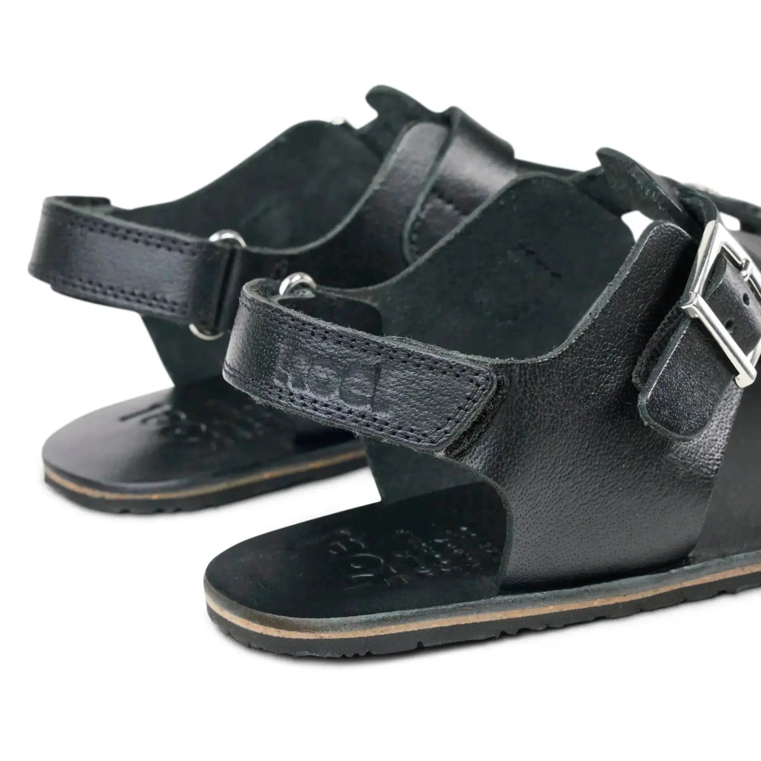 Koel - Ariata Napa Black - Sandalias de dedo barefoot