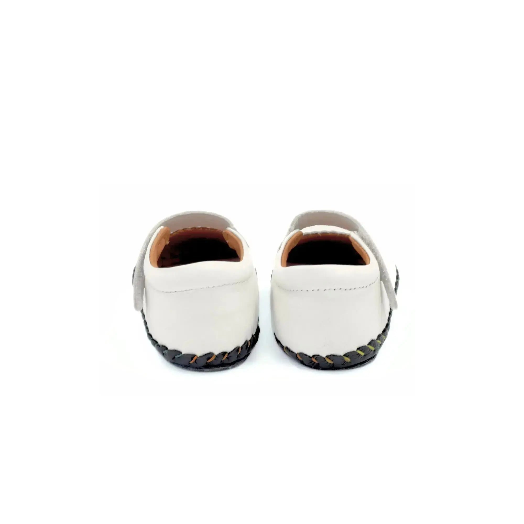 Minimus - Petit Colombe Blanc - chaussons respectueux blancs pour premiers pas