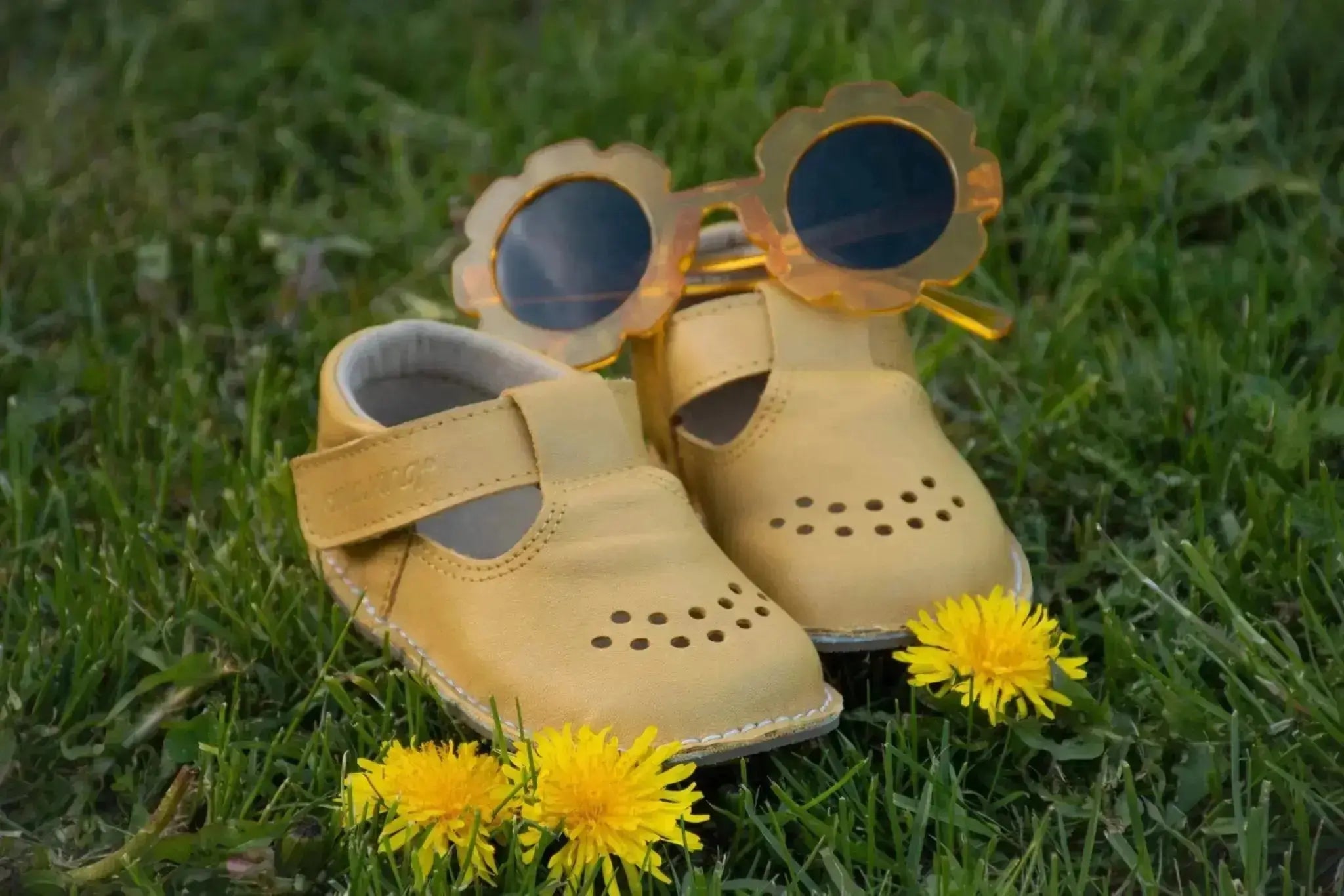OmaKing - Lusti Yellow - zapatitos respetuosos de primeros pasos amarillo