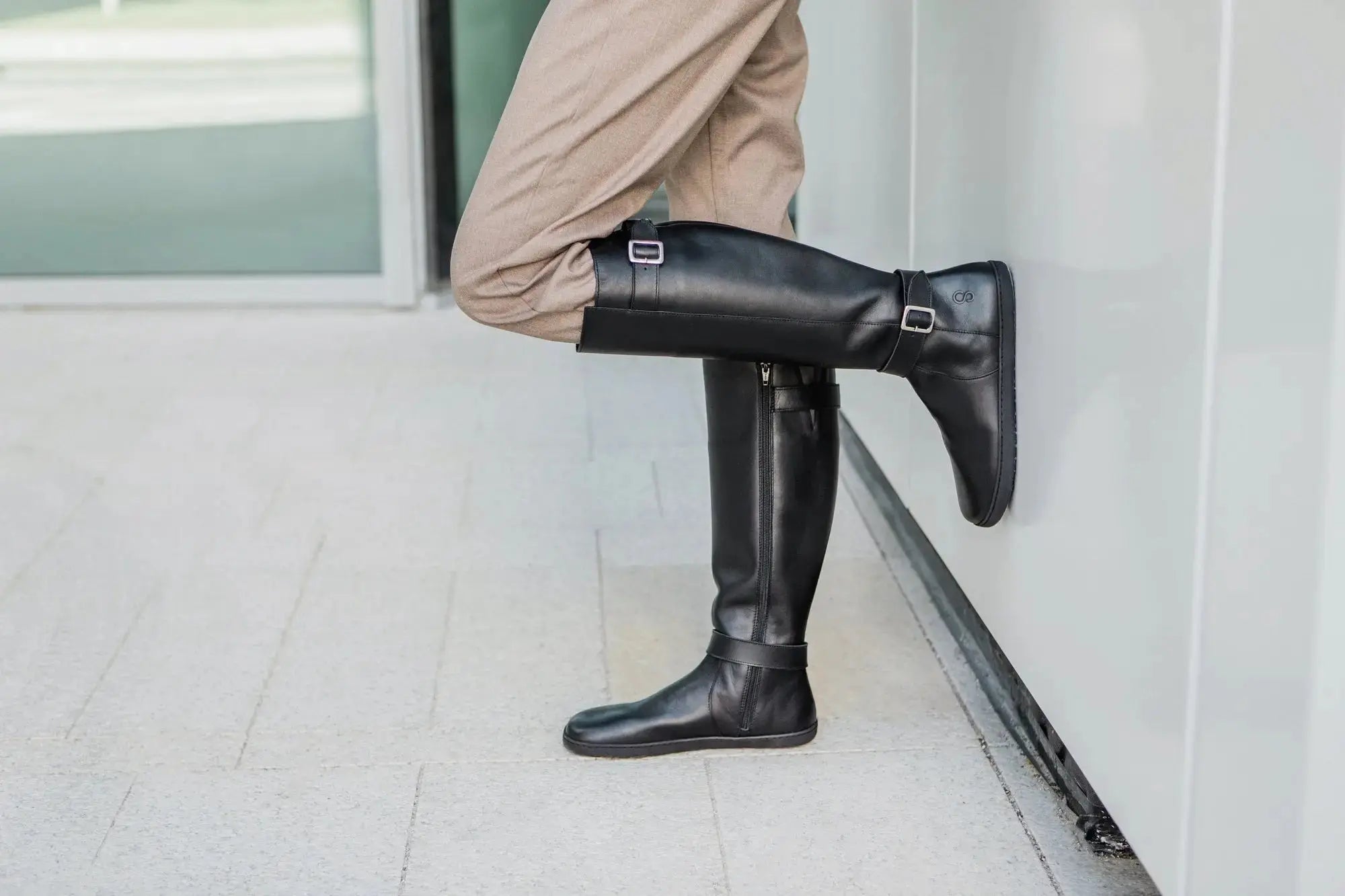 Shapen - Glam Knee Black Leather - Bottes hautes barefoot