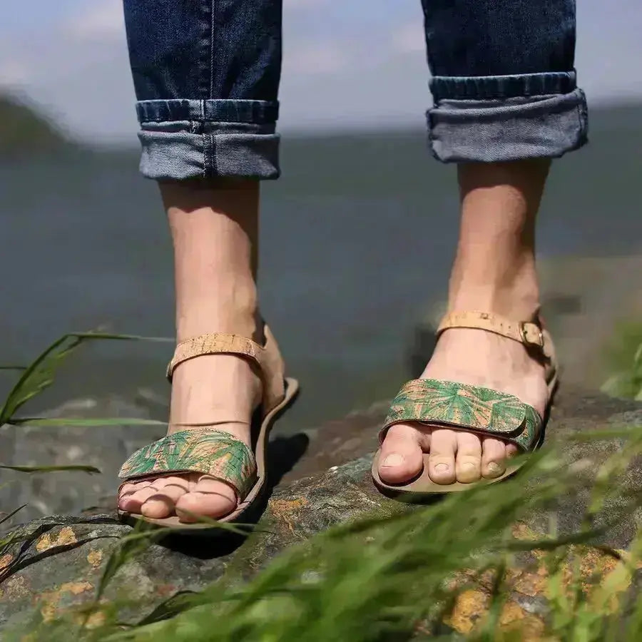 Tikki (Lang.S Barefoot) - Vibe Nature - Sandalias barefoot de Corcho verdes para mujer