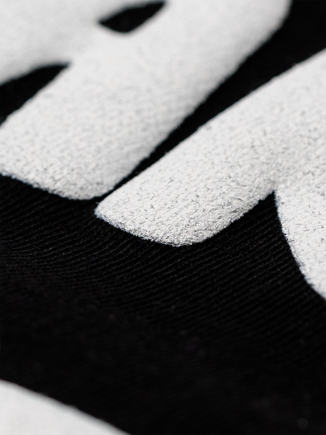 Barebarics - BoldTee Black - Camiseta unisex - Cacles Barefoot