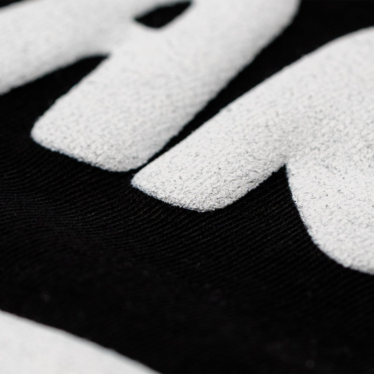 Barebarics - BoldTee Black - Camiseta unisex - Cacles Barefoot