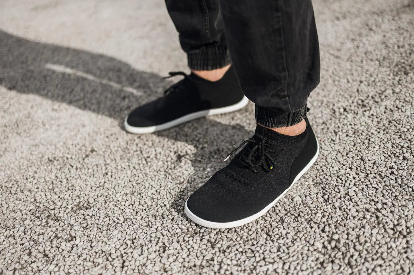 Be Lenka - Stride Black & White - Deportivas barefoot - Cacles Barefoot