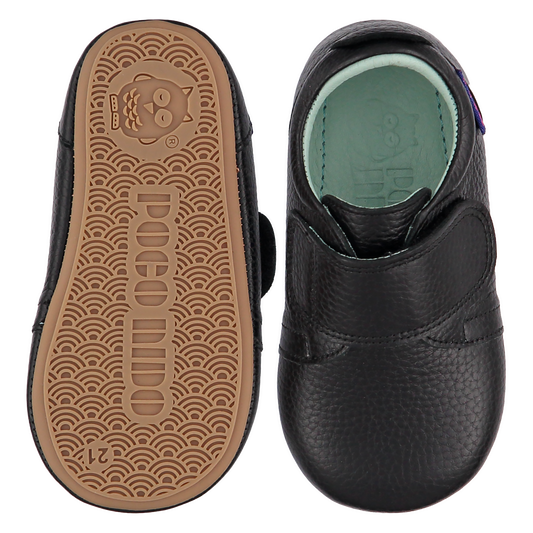 Poco Nido - Mighty Shoes Black - Zapato Colegial Barefoot - Negro