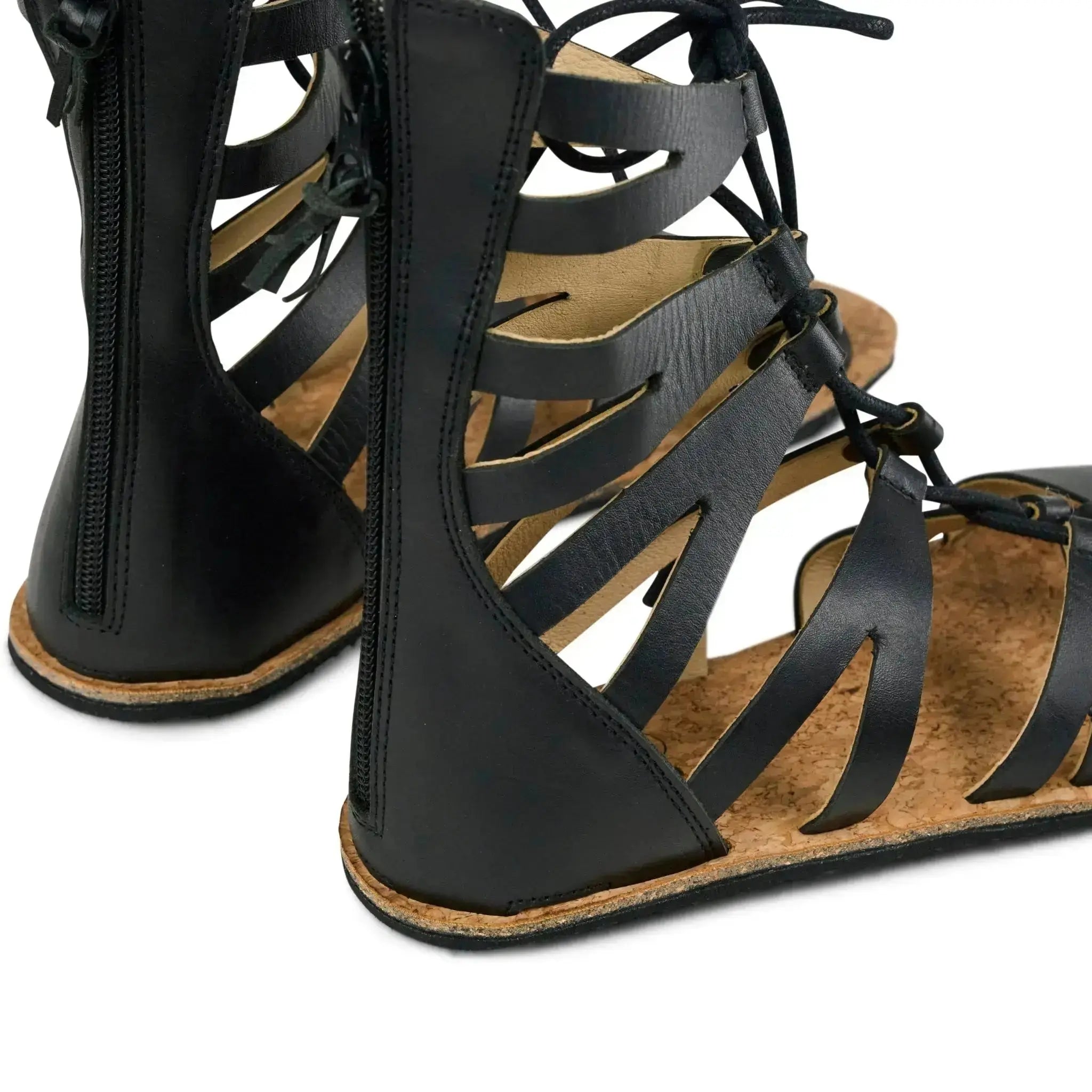 Koel Arina Napa Black - sandalias barefoot romanas de cordones negras para mujer