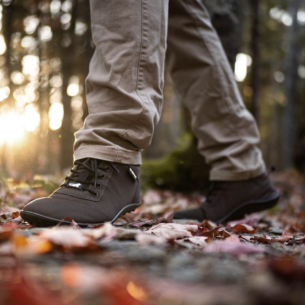 Leguano Galaxo Brown Ltd. Edition - Botines Barefoot ligeros y calientes para senderismo unisex marrones