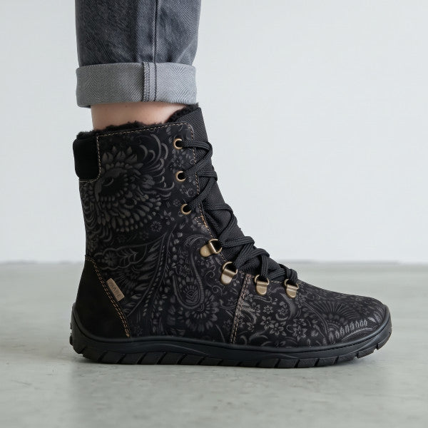 Fare Bare Norry Winter Black Nature Ltd. Edition - Botas barefoot impermeables calientes negras con estampado floral  Cacles Barefoot