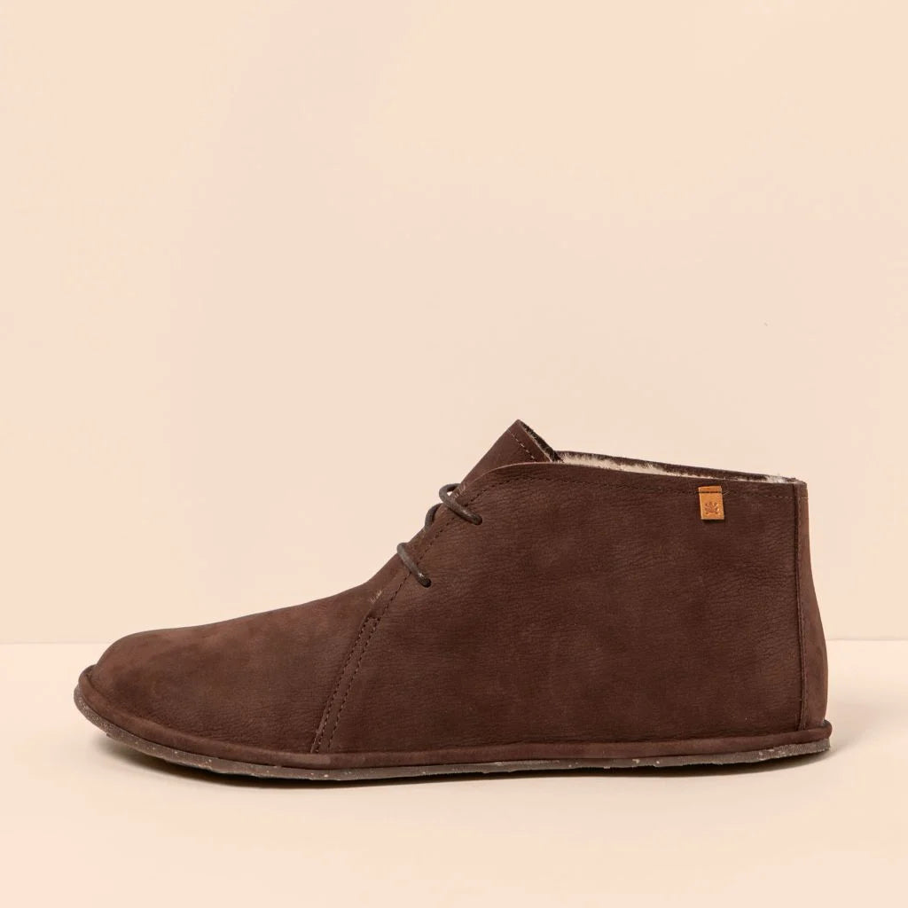 El Naturalista 5672C Bare Pleasant Brown - Botines "pisacacas" barefoot calientes marrones