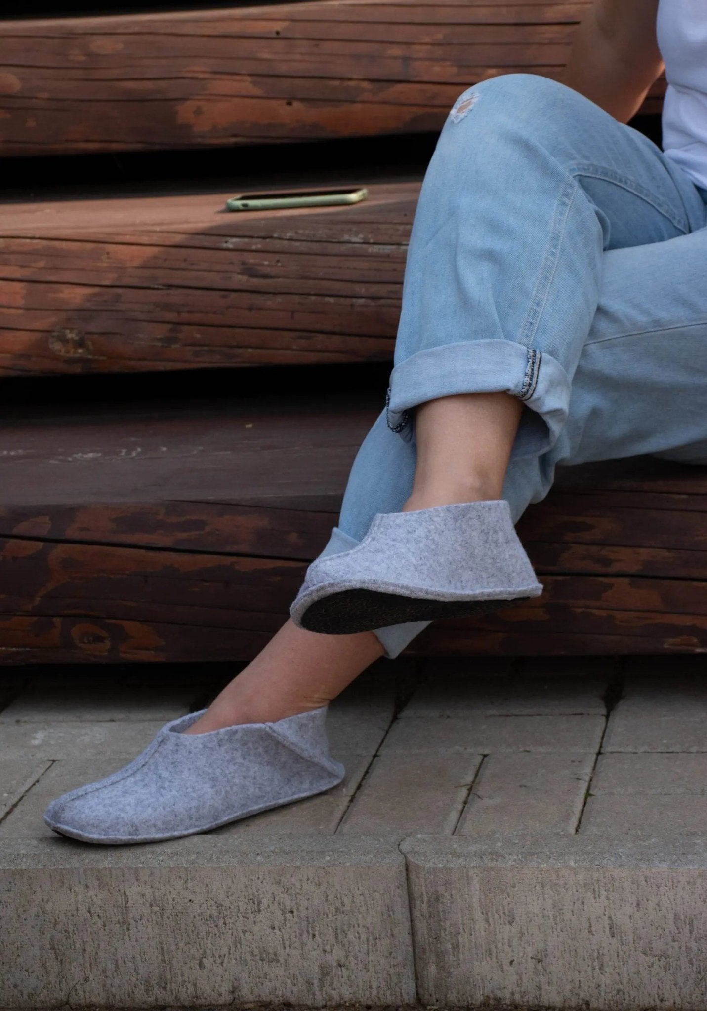 Omaking - Tohkri Grey - babuchas de casa barefoot de fieltro