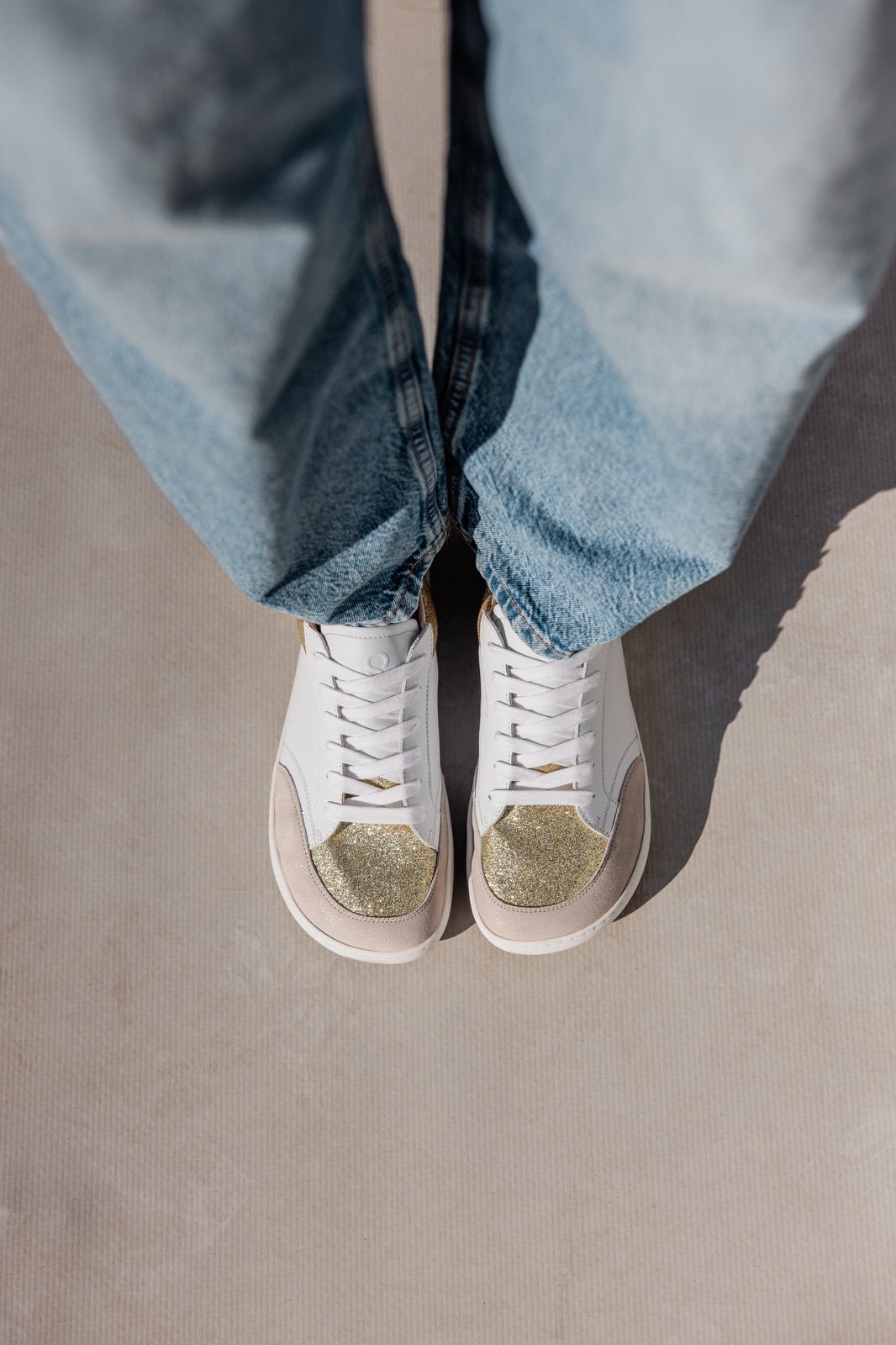 Shapen – Charm Light Gold – Sneakers barefoot - Cacles Barefoot