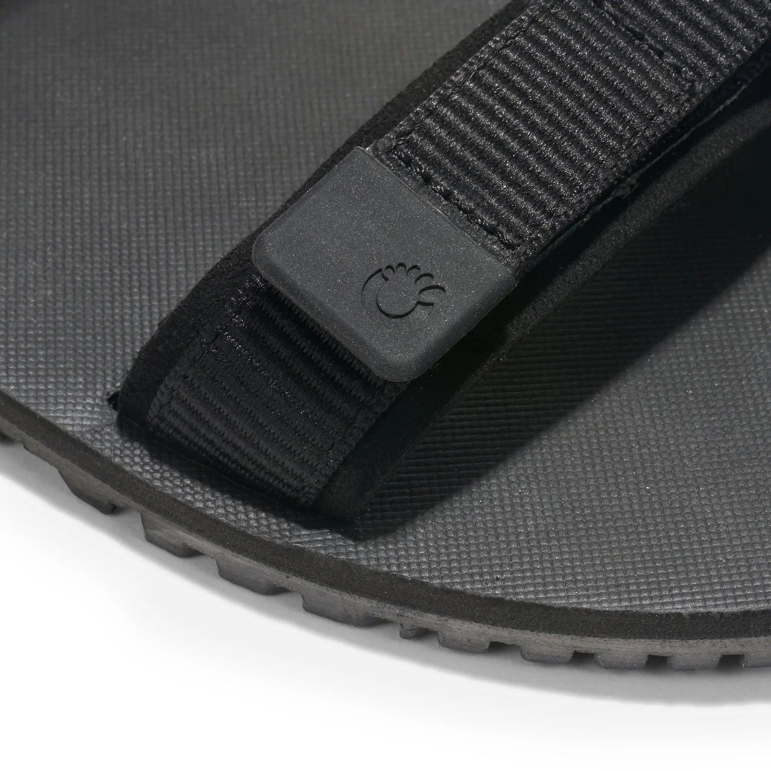 Xero Shoes - D - Trail - Women Black / Asphalt - Sandalias de trail barefoot - Cacles Barefoot